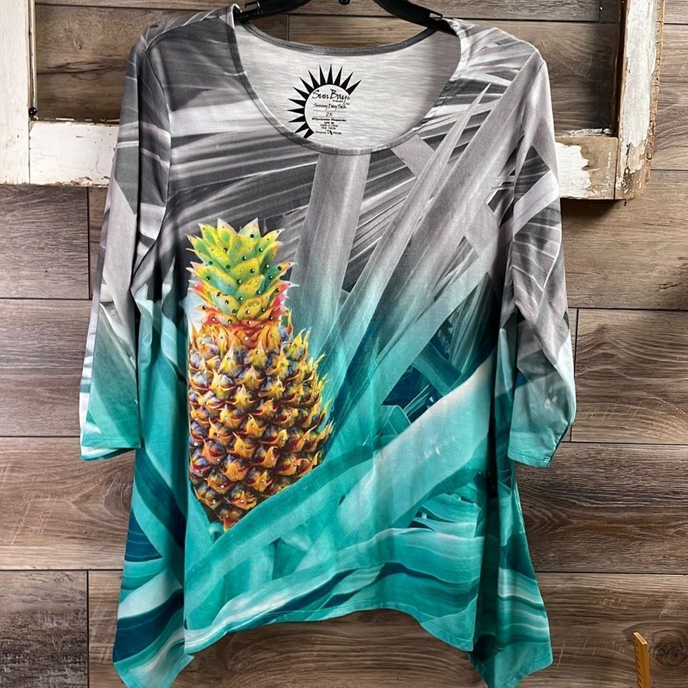 Sun Bay Womens Pineapple Tunic Asymmetrical Hemline,Size 2X,Gray and Multicolor